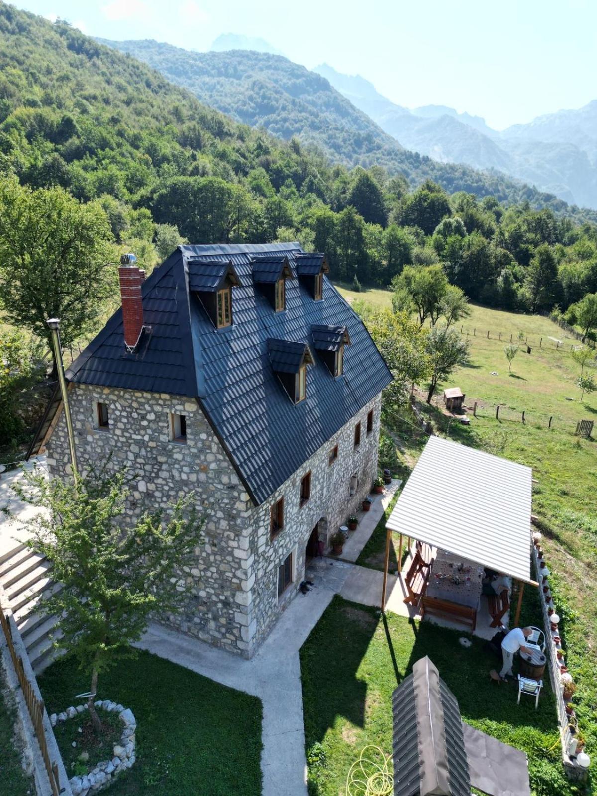 Guest House Rrashkadoli 세스 외부 사진